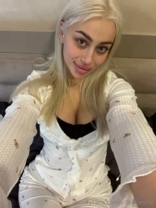 Who deserves a dose of warmth and cuddles today hint it s me