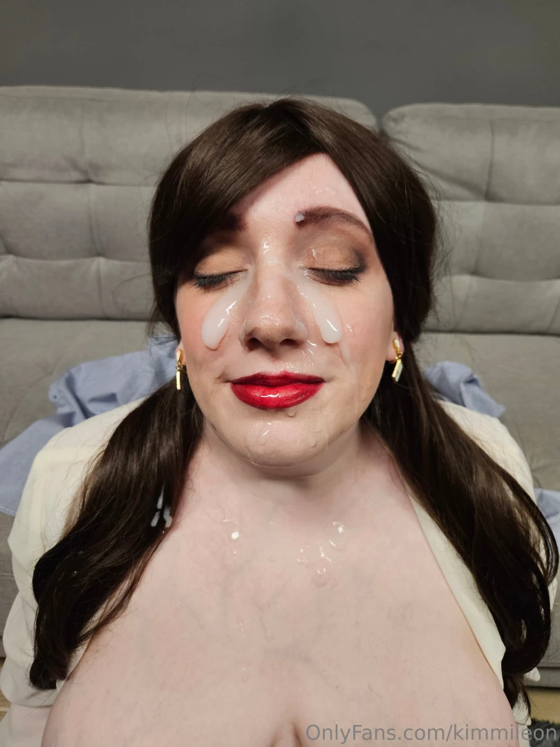 Here is the photo set part 1 from our secretary kimmi video shoot this 