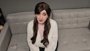 Here is the photo set part 1 from our secretary kimmi video shoot this part 38