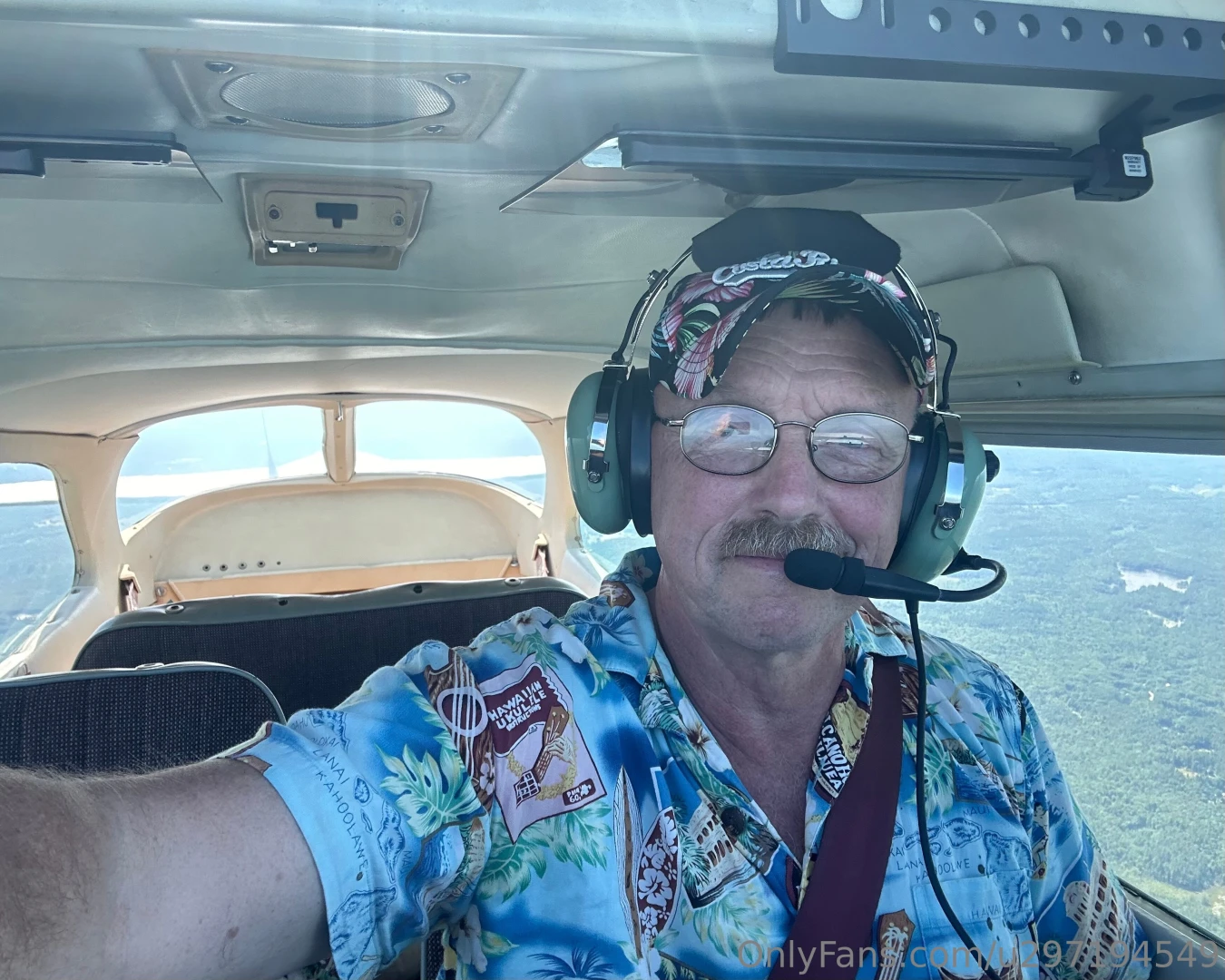 Flying out to lisa s town a couple of days ago 