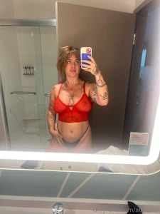 I am dripping someone come lick it up