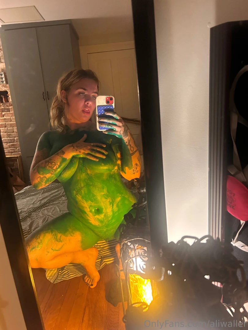 What the hell i m green 