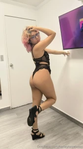 Peach so close you could almost taste it booty model attractive beauty