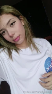 Are you staring because i m cute or because you re already in love