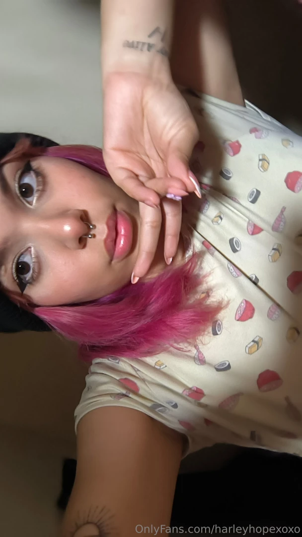 This face is out here breaking rules and hearts sweet on the surface 