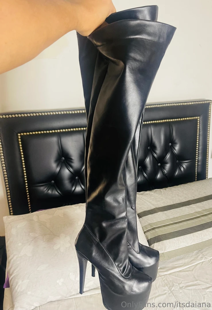 Would you like to see me in these boots 
