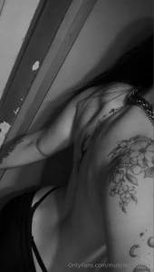 Worship and lick my back from top to bottom