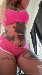 Thiccthighsandprettyeyes