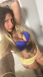 Not manly dirty work hands rolling me a joint and it turning me on part 1