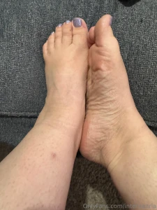 Who wants to lick my sweaty ass feet part 2