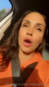 1 out of maybe 20 country songs i like don t mind my singing actually