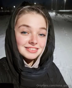 Don t miss lleeyyllaa my best friend loves to watch men cum she is part 14