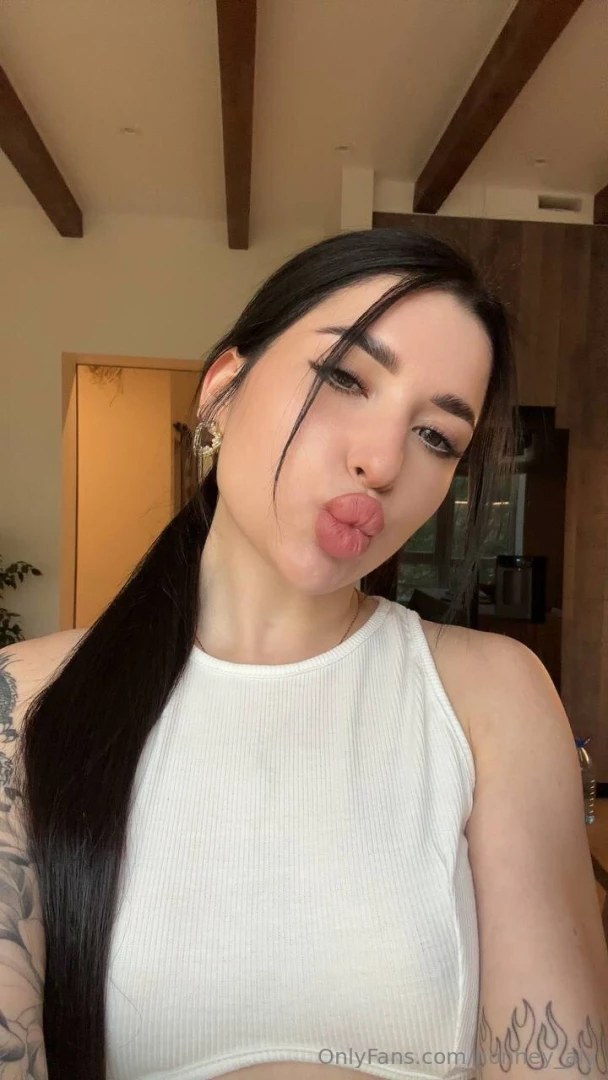 Honney-aly part 30109 