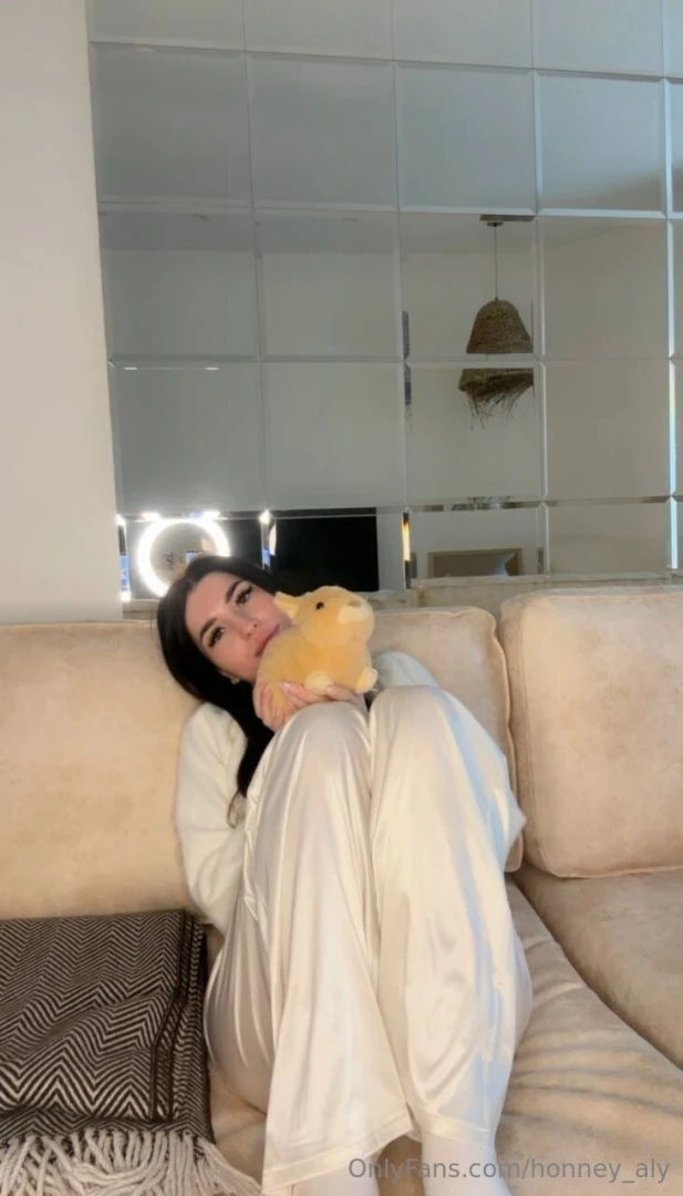 Honney-aly part 31121 