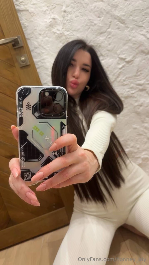 Honney-aly part 31933 