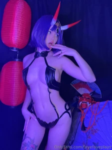 Im feeling a lil brave so i decided to open 3 spots for out of cosplay