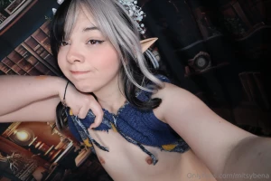 Anyone like small elf boobs part 1