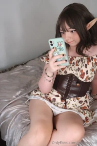 Greetings traveller i am the acorn fairy i symbolise growth and nature part 4