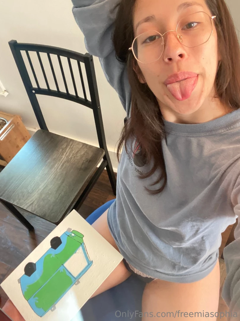 Did some painting todays and got a bunch of balloons sent to me eak i part 1 