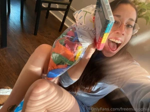 Did some painting todays and got a bunch of balloons sent to me eak i part 3