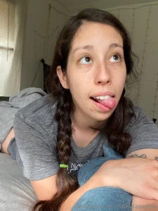 You convinced me here are the naughty nudes i took of myself in bed