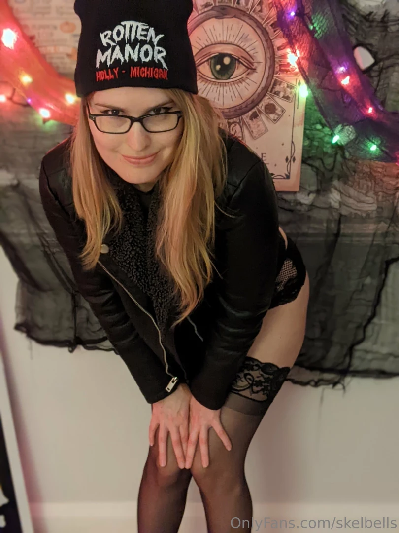 Happy friday the 13th my lovelies i ll be going to a haunted house part 1 