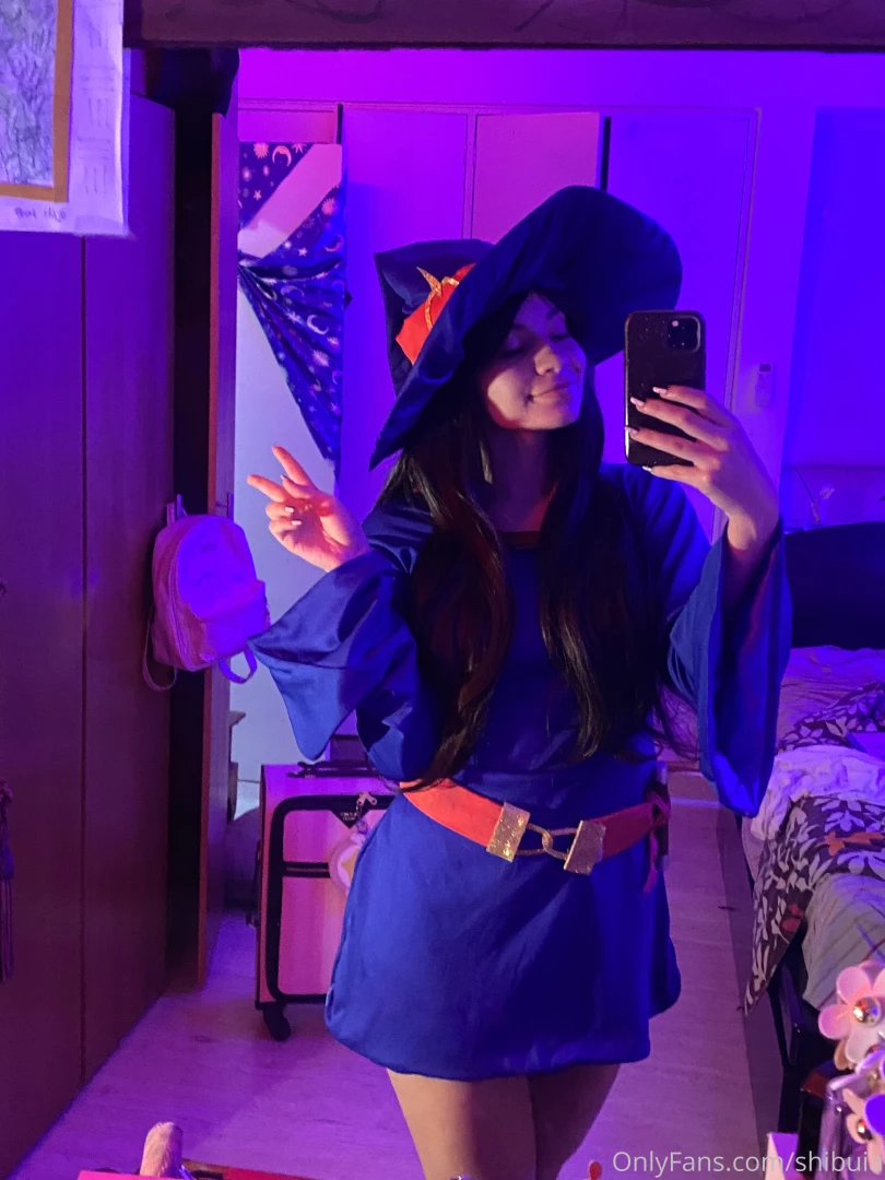 It s almost halloween you know what that means more cosplays more wigs 