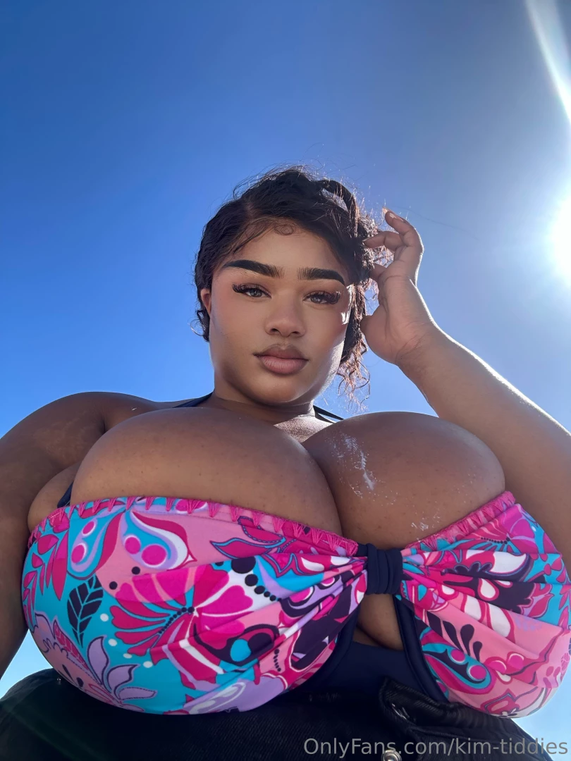 Heck i love being on top taste-kimtiddies 