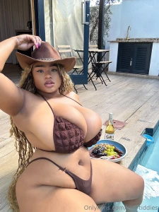 Send me a dm now to order custom video your wish is my command