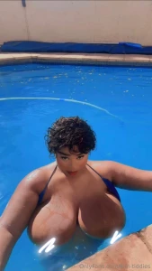 Swimming instructor vow you will never drown on my watch dive right in