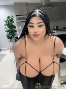 I don t wanna keep this on it s blocking the view see taste-kimtiddies