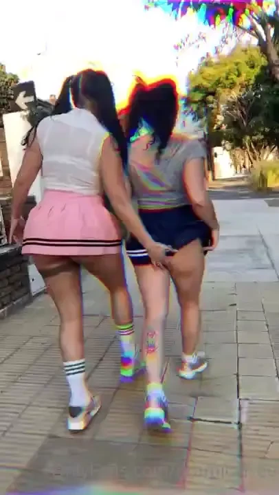 Las super putiaventuras callejeras con la hermosa de jesyfux de salida part 1 