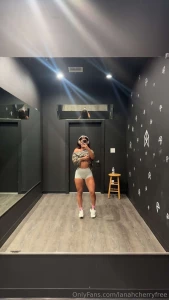 Come and work me out https onlyfans com itslanahcherry