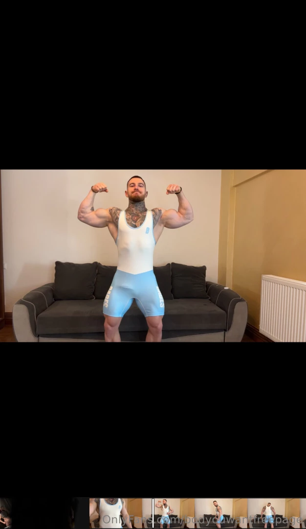 Enjoy my flexing video now in this beautiful singlet 