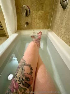 When it s a travel day and your room has a tub you take advantage of