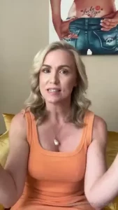 Breastfeeding kink