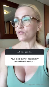 Ask me anything day of chillin