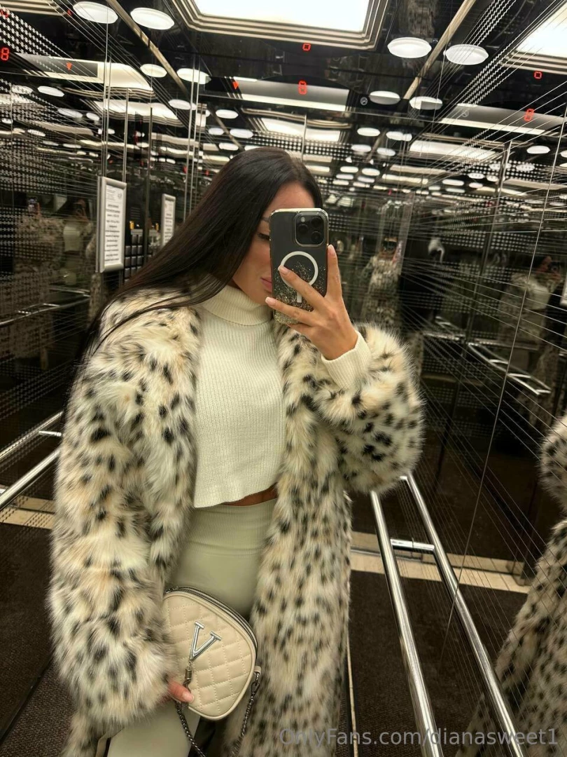 Look how i dressed this winter do you look like a wild cat or am i a 