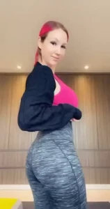 Like my cute workout outfit would you join me in the gym