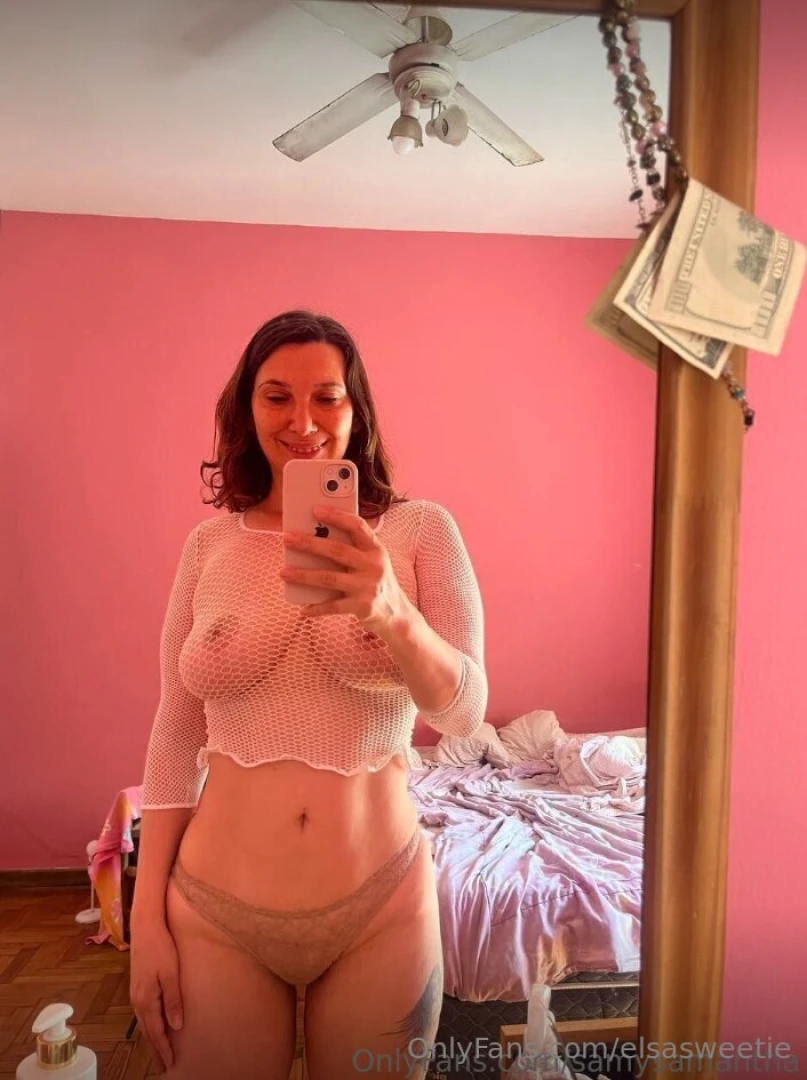 Hello baby samysamantha 