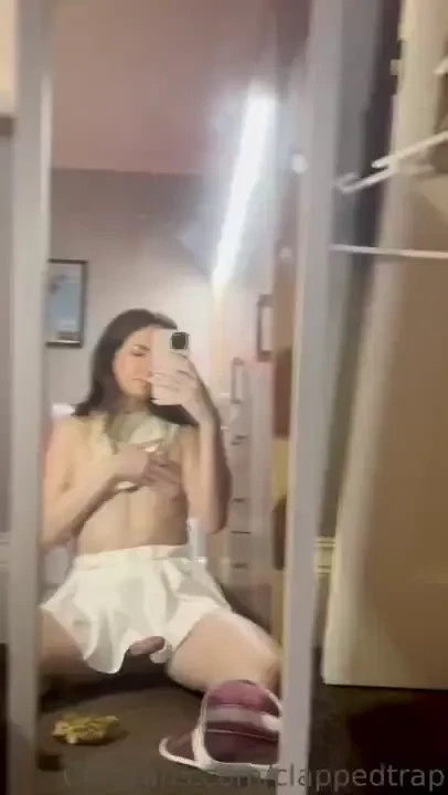 Waving hello 2 u 