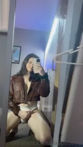 Watch me play with my bulge