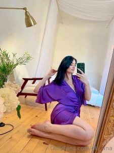 I bloom along with spring flowers