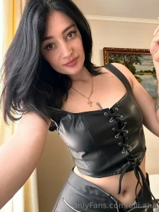 I never thought leather could go so well with my figure agreed