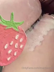 Goodnight today i bring you a super dirty video taking advantage of a