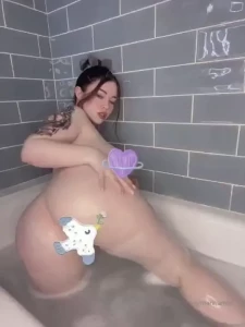 I just sent this to your dm hi i come to make you happy and make you