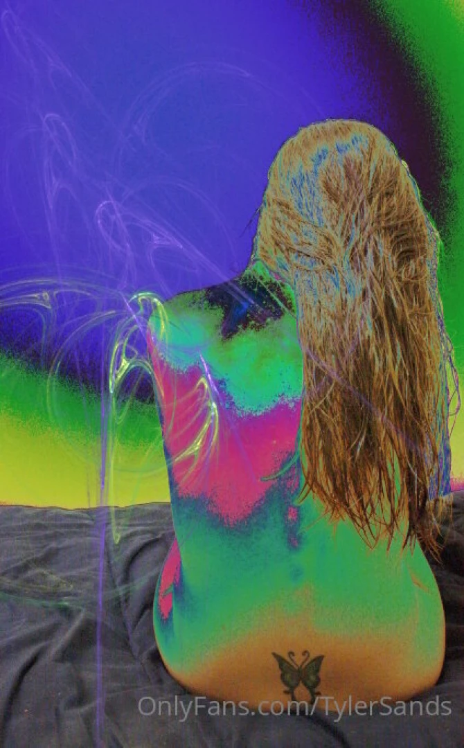 Taken by bet on saturday october 25 2008 at 7 43 pm iso 500 f3 5 1 25s 