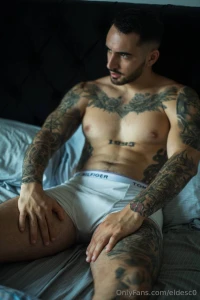 Hola bebe queres charlar un poco mandame un mensaje privado y te hago part 3
