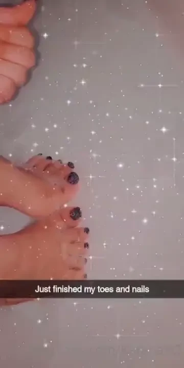 For those who love toes 