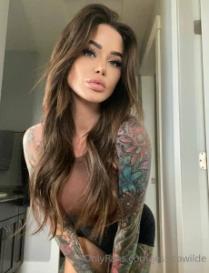 Giving you a kiss can you send me one back part 1